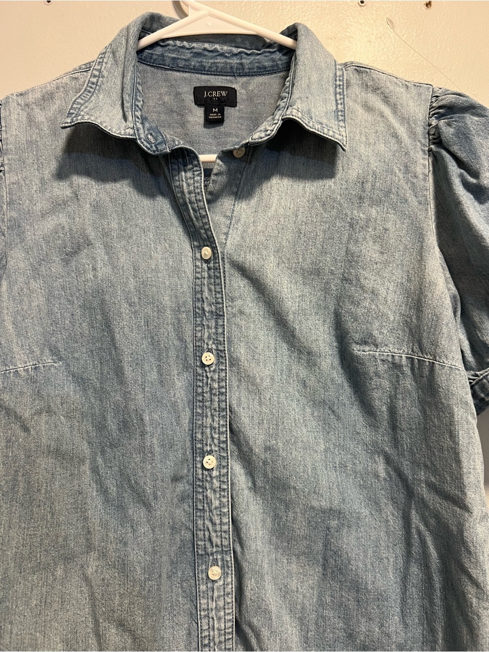J. Crew Light Blue Denim Button-Front Puff Sleeve Shirt size M - Picture 3 of 9